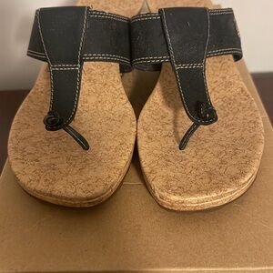 Timberland Black and Tan Platform Sandals